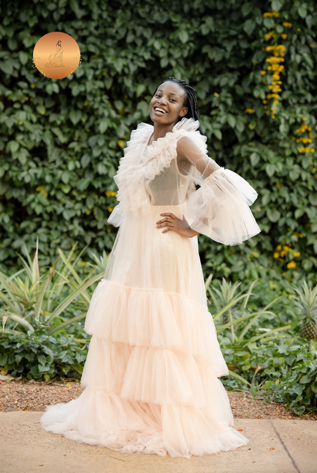 lace maternity dress for photoshoot