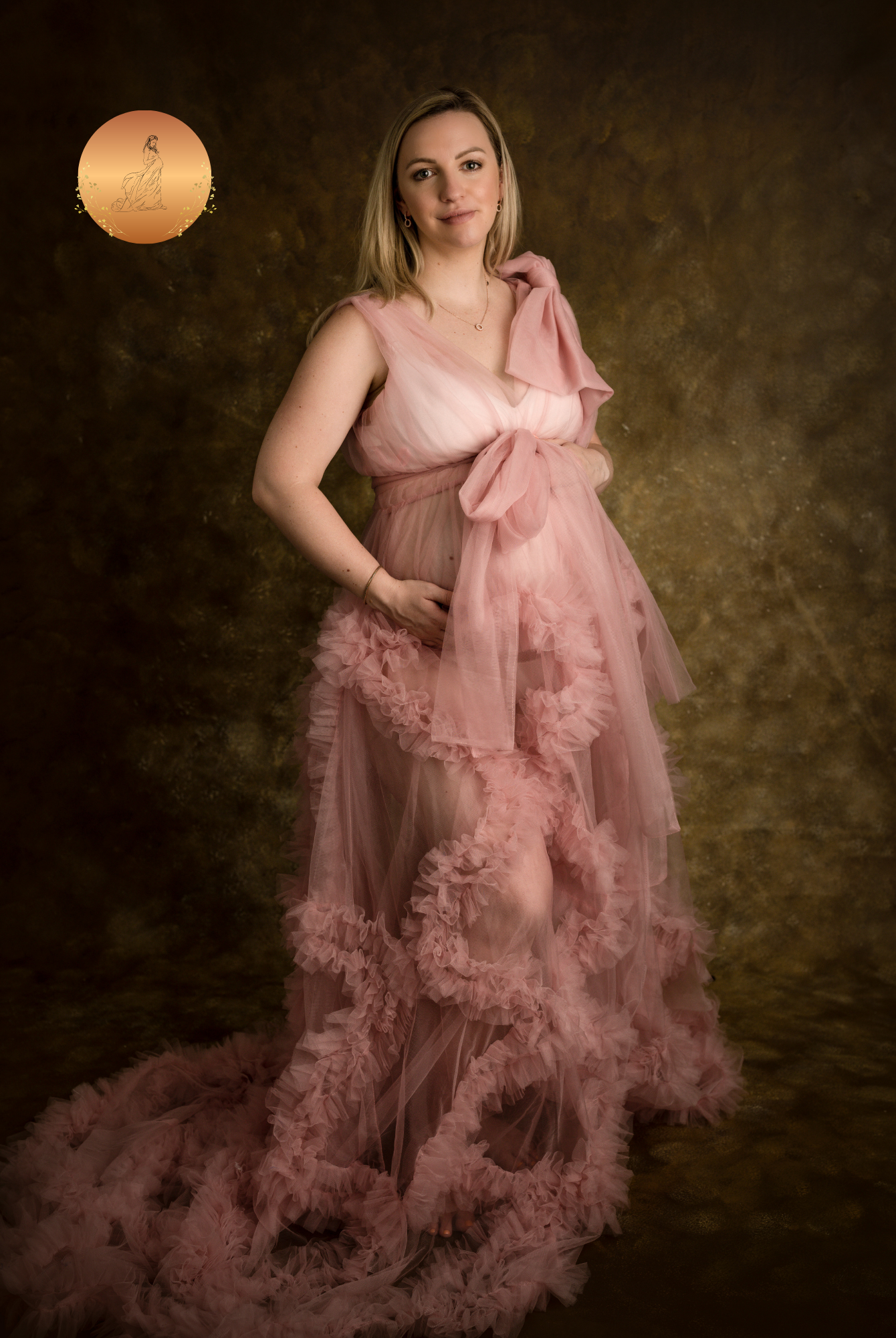 pregnancy photoshoot dresses