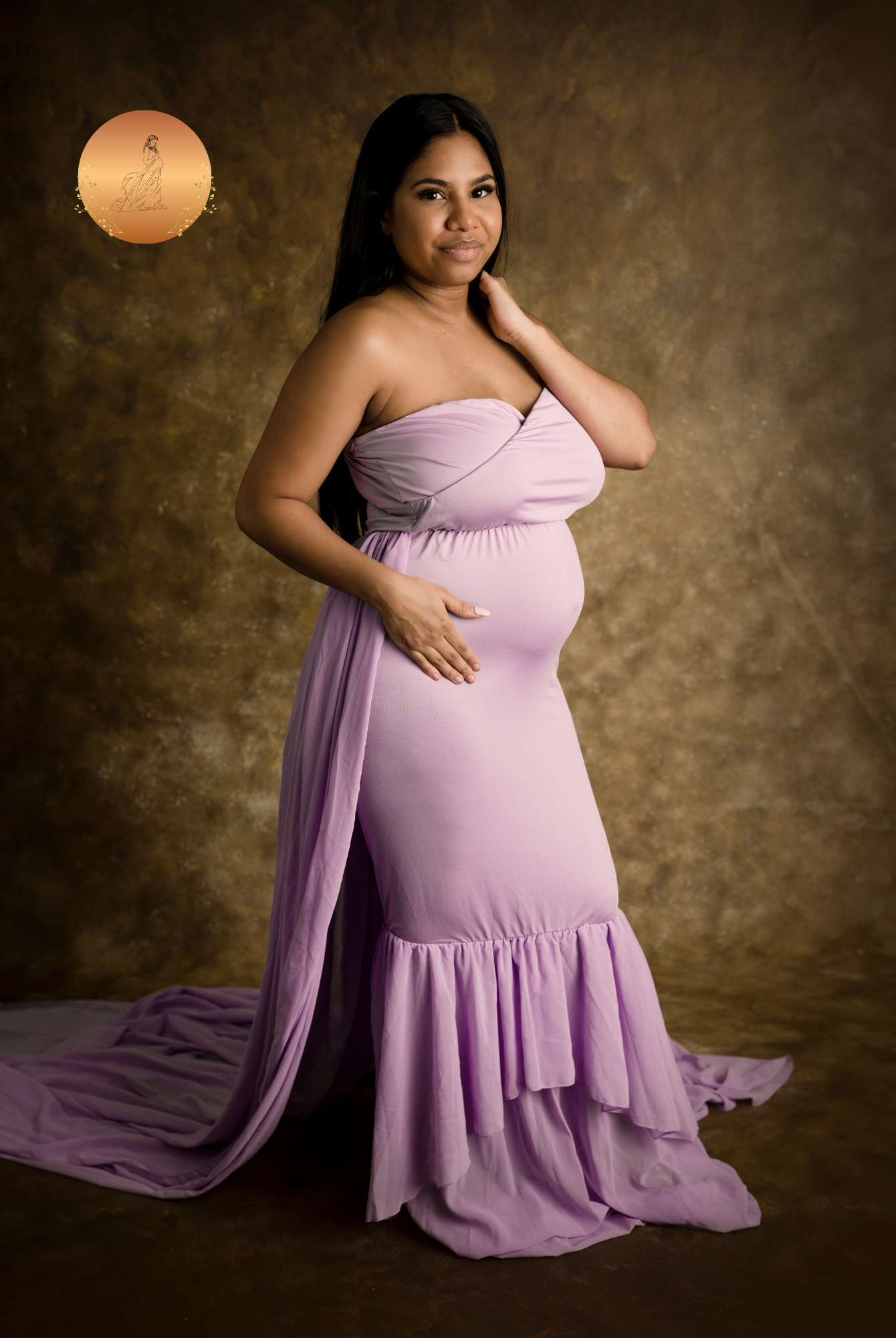 lace maternity dress for photoshoot