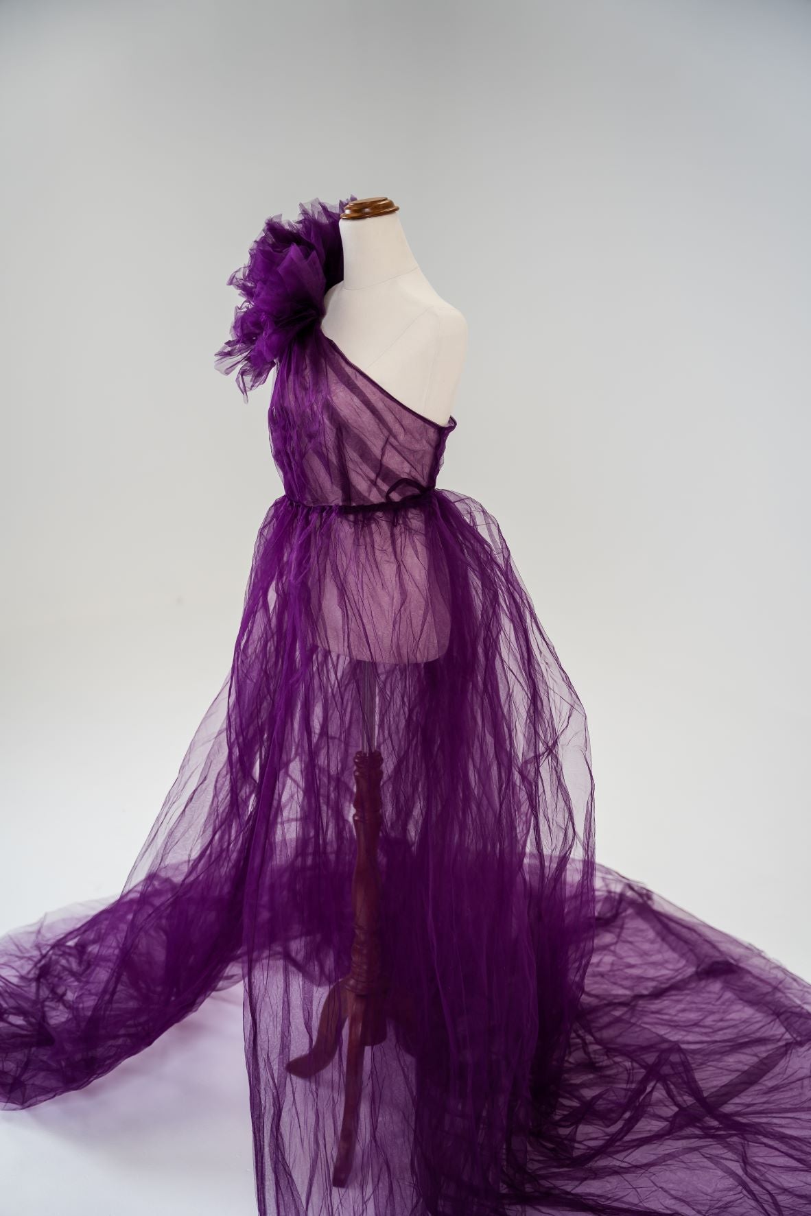 Maternity Photoshoot Dresses - Tulle Dream - Purple Tulle Dress- 4 DAY RENTAL