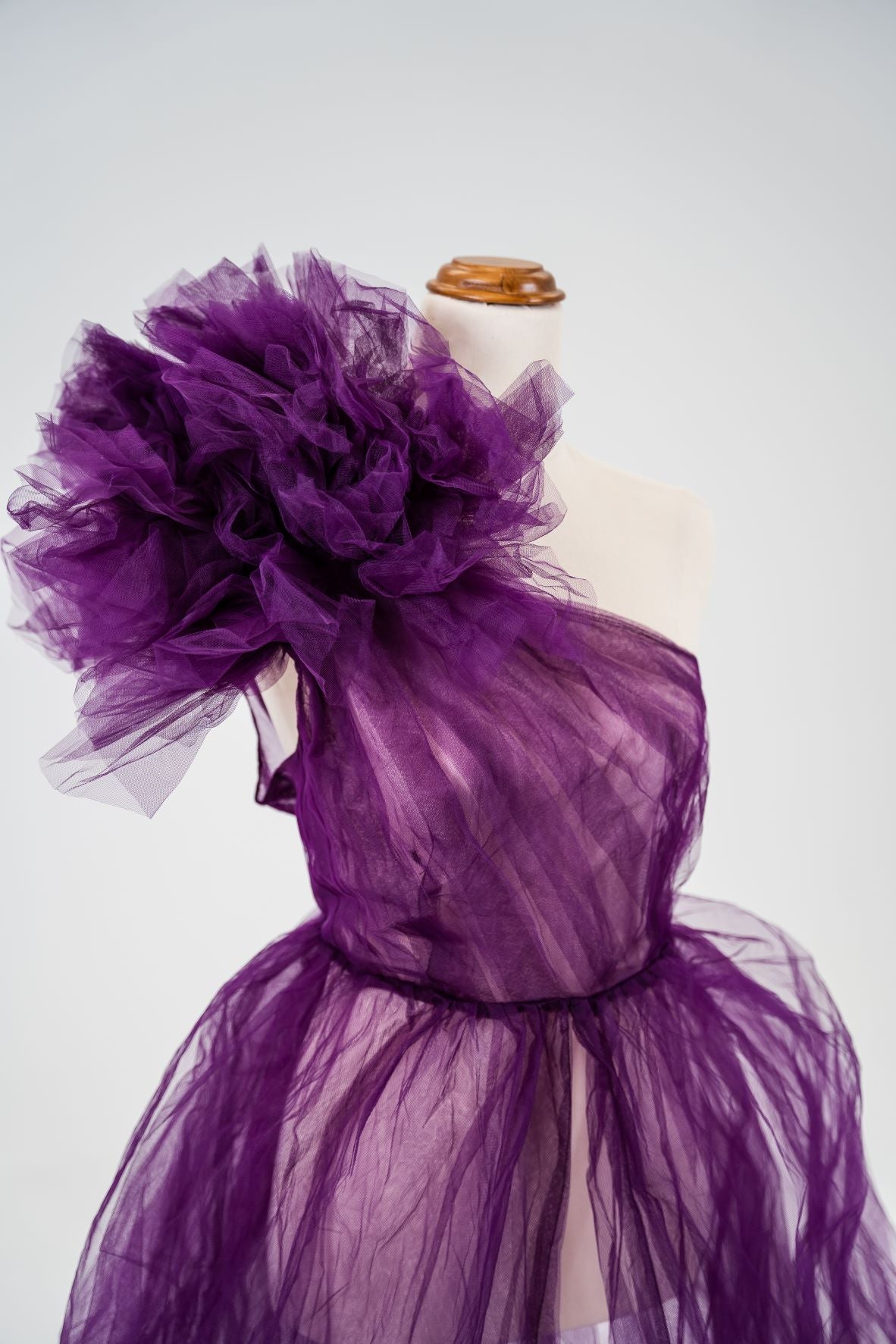 Maternity Photoshoot Dresses - Tulle Dream - Purple Tulle Dress- 4 DAY RENTAL