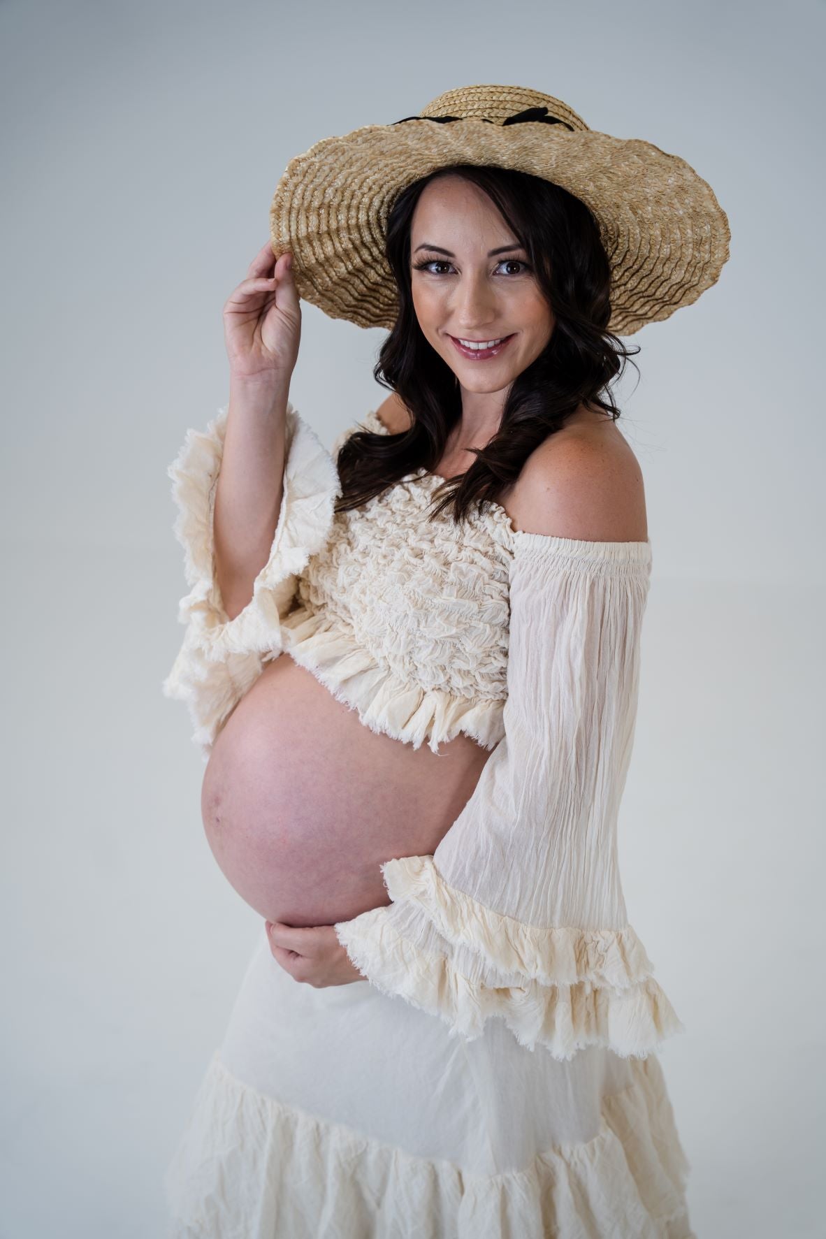 maternity shoot outfits