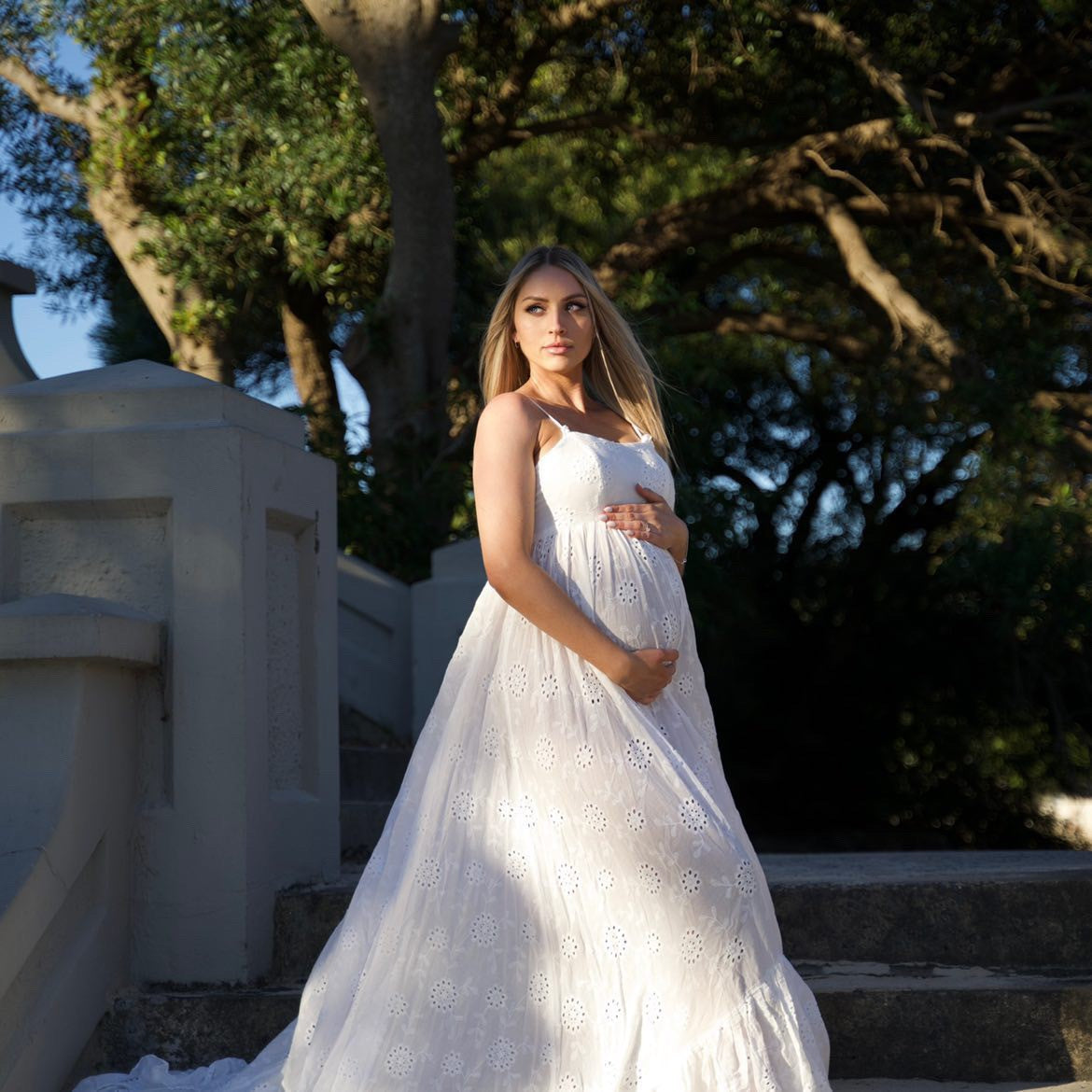 white maternity dresses australia