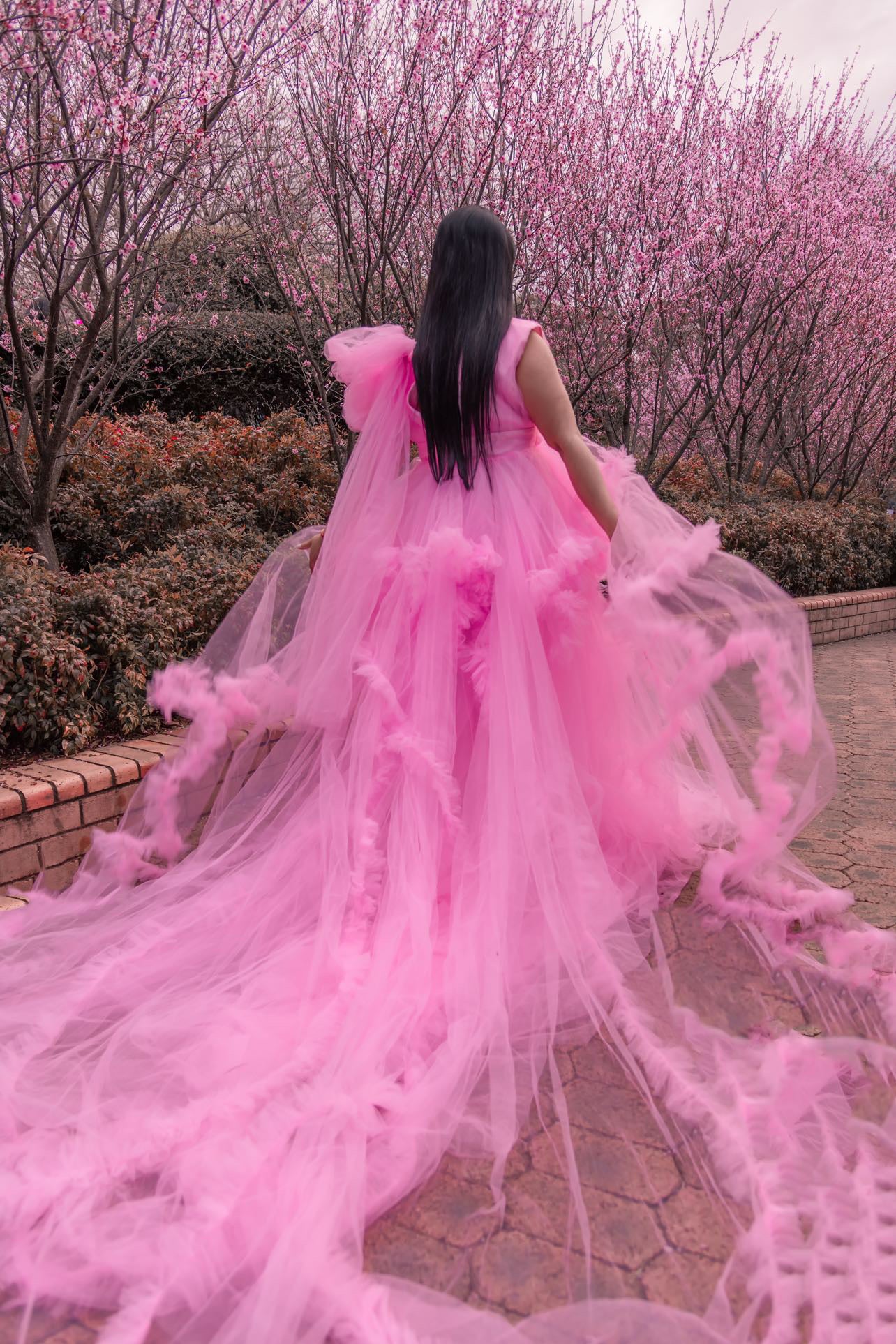 Maternity Photoshoot Dresses - Extra Puffy - Pink Tulle Dress - 4 DAY RENTAL