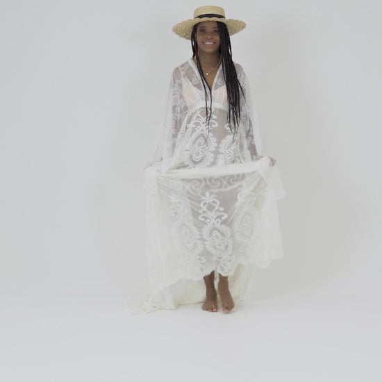 white maternity dresses for photoshoot
