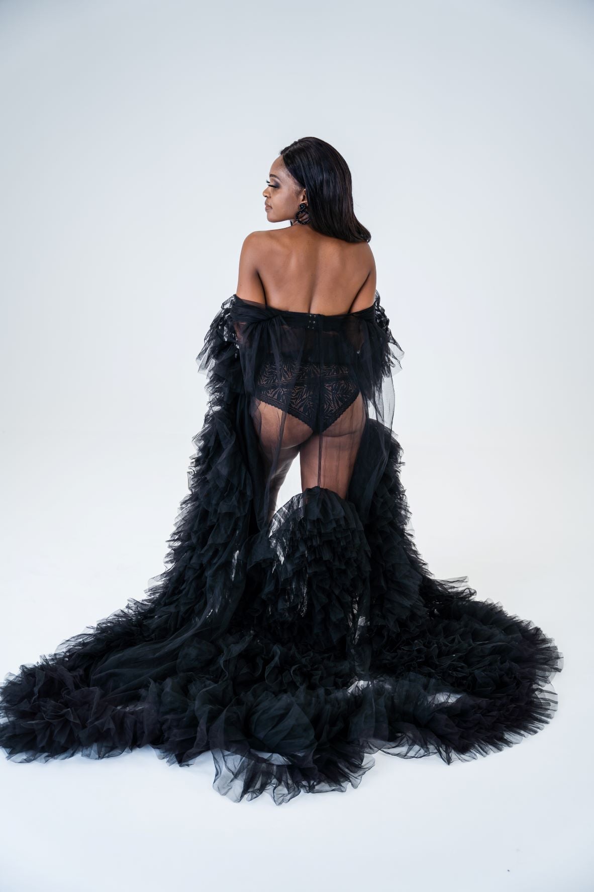 Black Tulle Robe - Maternity Photoshoot Dress Hire Luxe Bumps AU Black Tulle Robe - Maternity Photoshoot Dress Hire Luxe Bumps AU