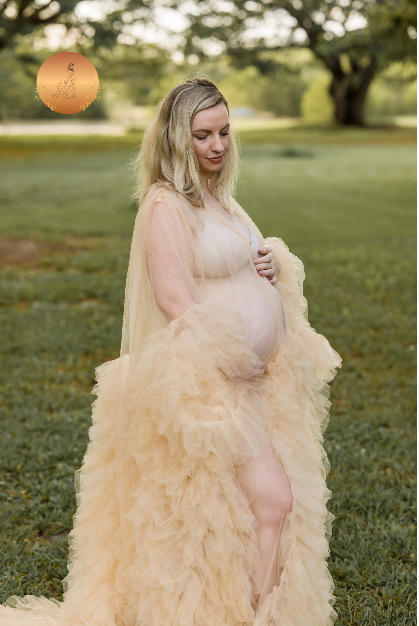 Champagne Tulle Robe - Maternity Photography at Darwin Botanical Gardens