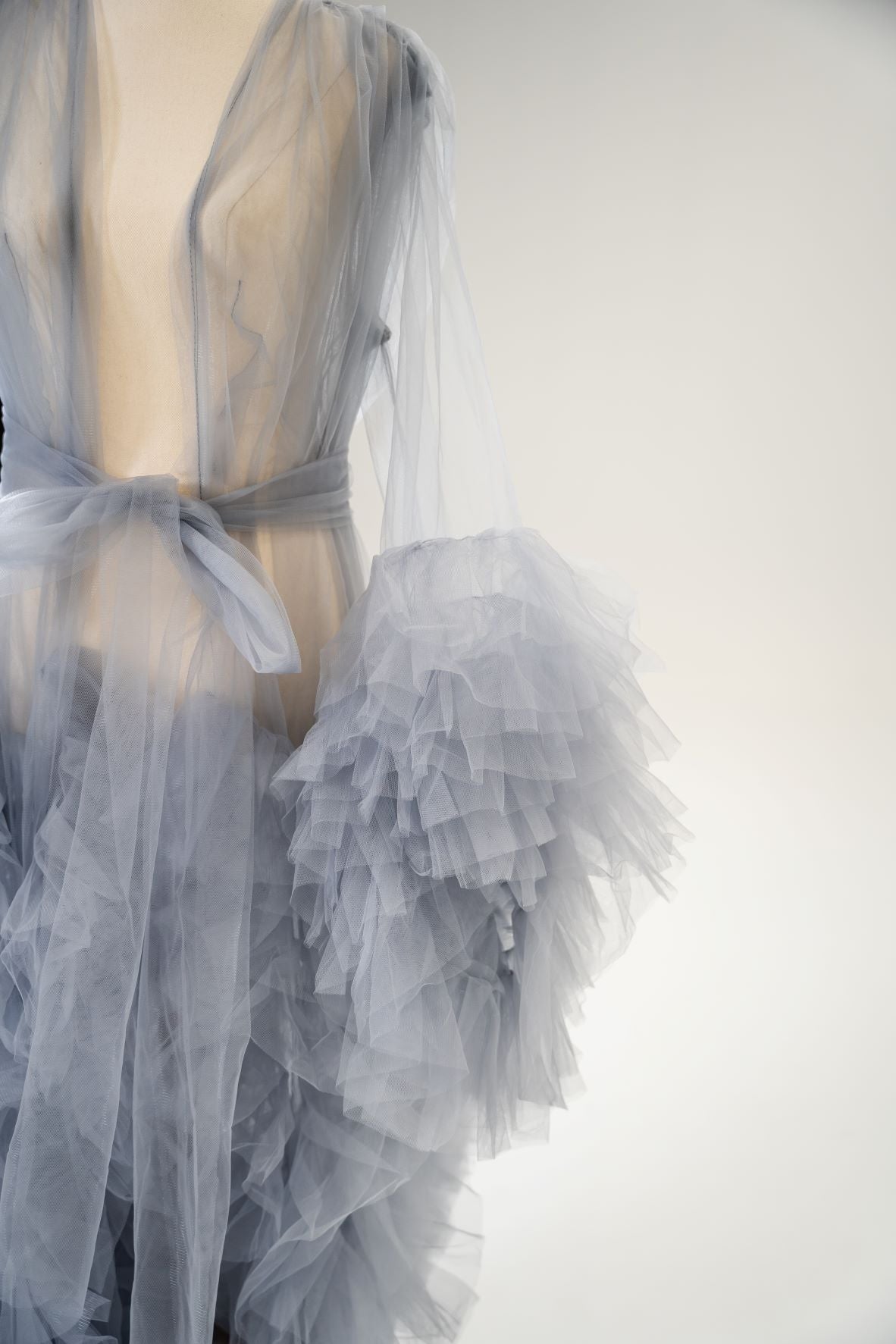 Maternity Photoshoot Dresses - Gray Tulle Robe Luxe Bumps AU Maternity Photoshoot Dresses - Gray Tulle Robe Luxe Bumps AU