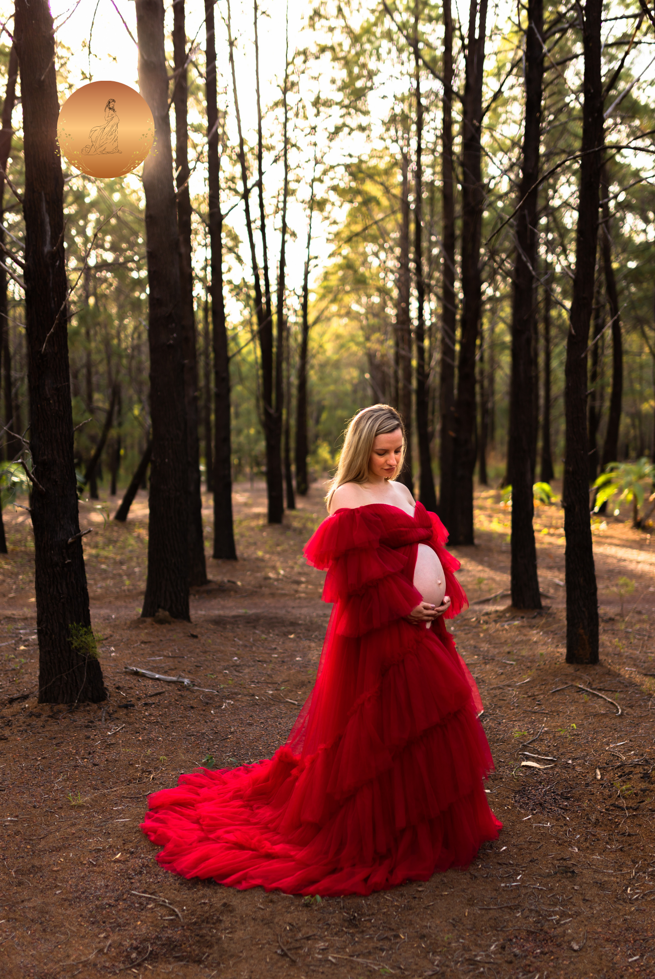 white maternity dresses for photoshoot