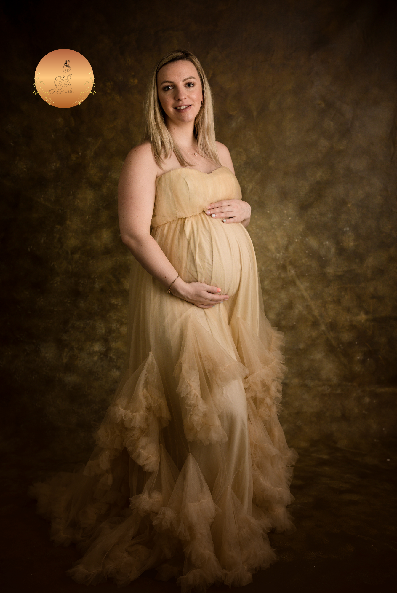 Maternity Photoshoot Dresses - Dress Hire Australia - Champagne Tulle Dress