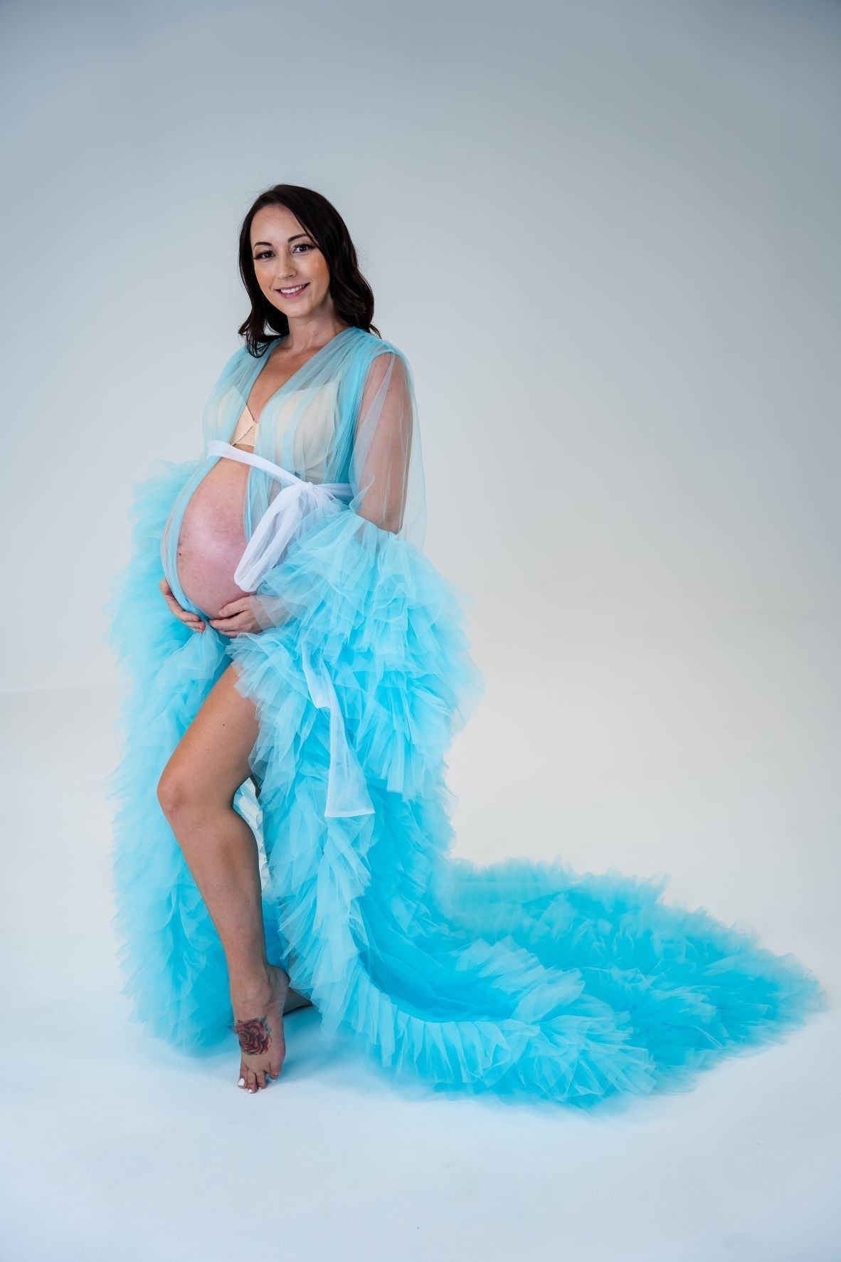 Dress Hire - Maternity Photoshoot Dresses - Baby Blue Tulle Robe - Sophie - Luxe Bumps AU
