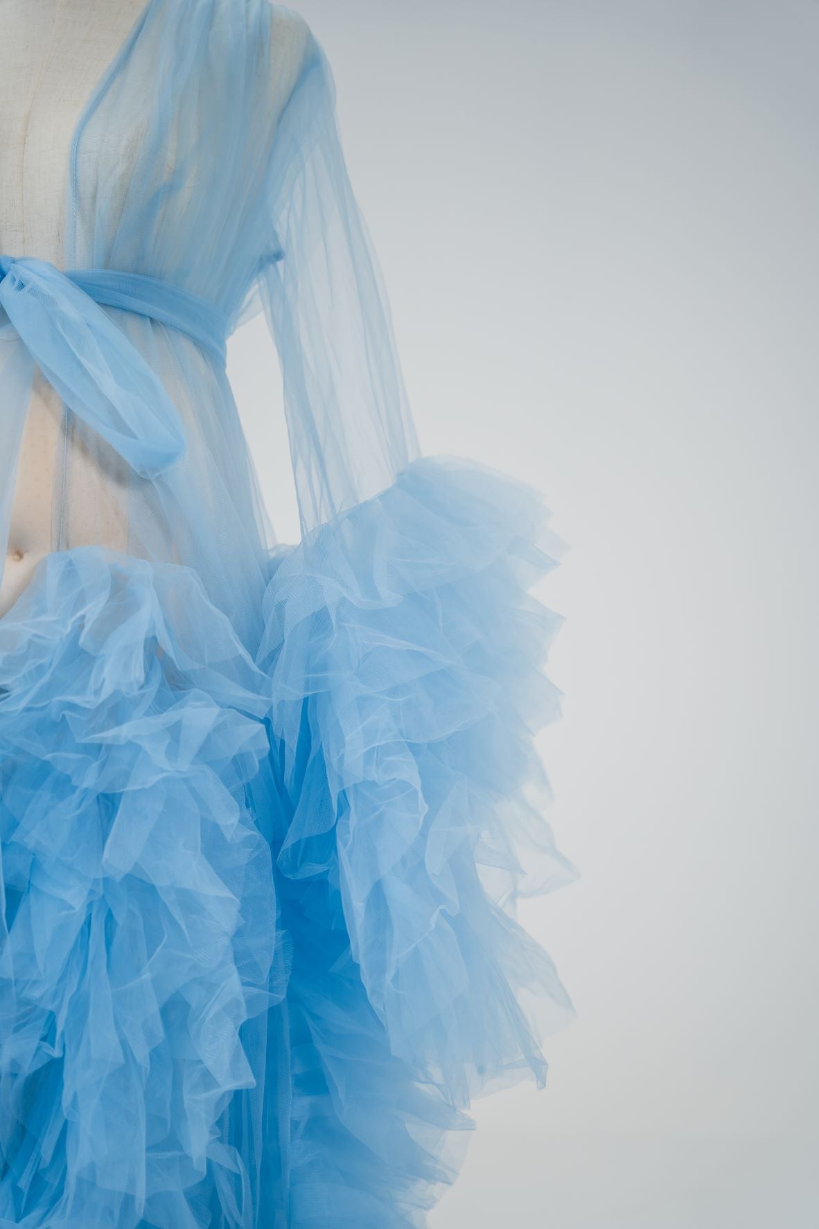 Dress Hire - Maternity Photoshoot Dresses - Sophie - Sky Blue Tulle Robe - 4 DAY RENTAL - Luxe Bumps AU