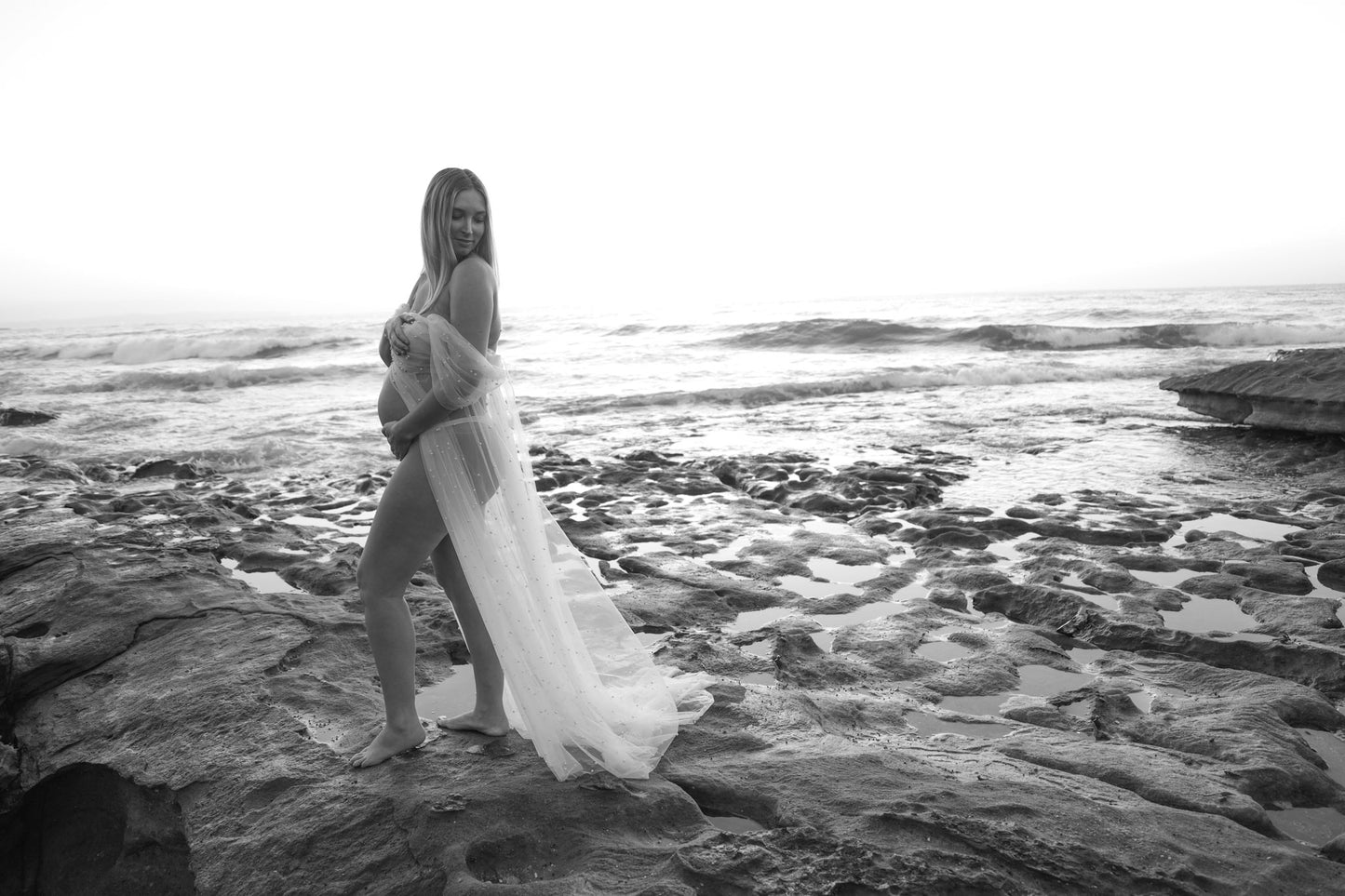 Maternity Photoshoot Dresses - Pearl - White Tulle Gown - RENTAL