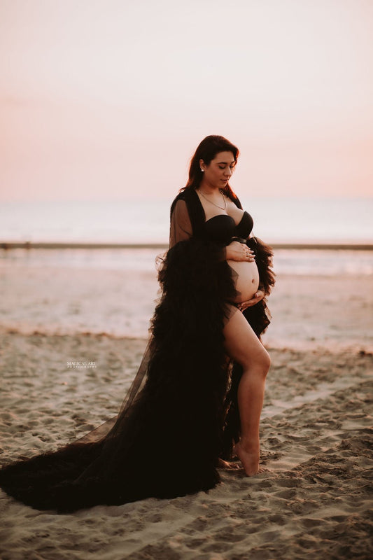 Maternity Photoshoot Dresses - Black Tulle Robe - Sophie - Luxe Bumps AU