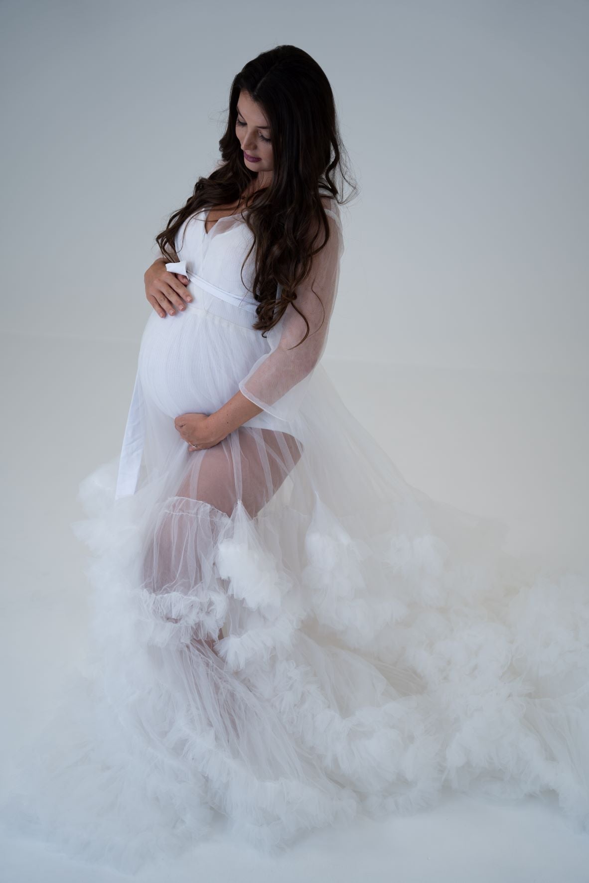 Maternity Photoshoot Dresses - Dream - White Tulle Gown - 4 DAY RENTAL - Luxe Bumps AU